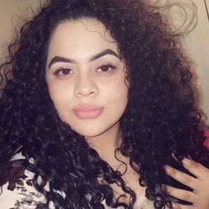 Meet your Posher, Iris